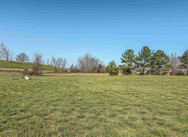 136 Lynn Terrace, Gassville, AR 72635