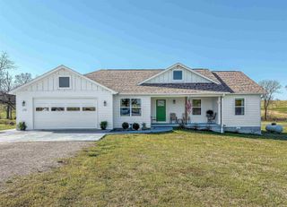 136 Lynn Terrace, Gassville, AR 72635