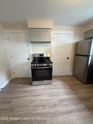 425 Sumpter Street, Charlotte, MI 48813