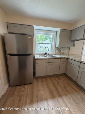 425 Sumpter Street, Charlotte, MI 48813