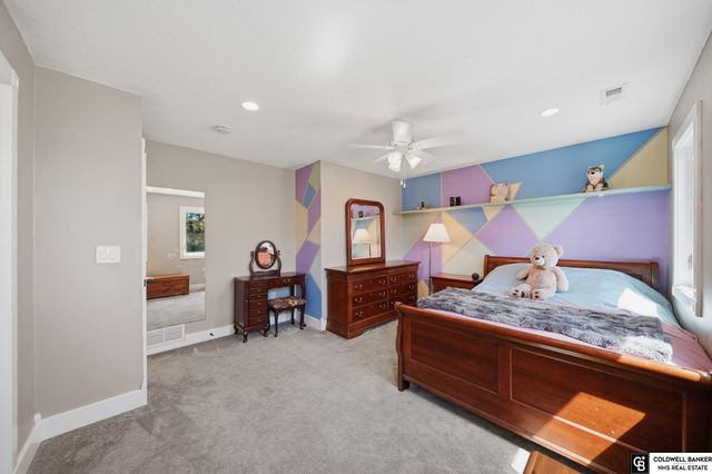 5901 Palomino Lane, Lincoln, NE 68523