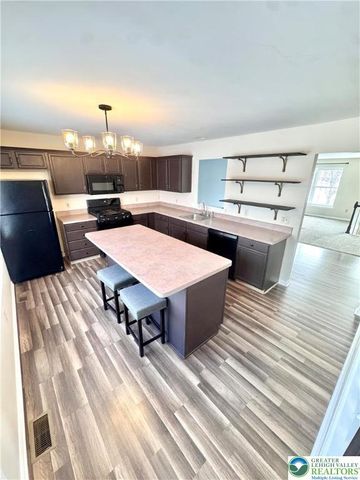 117 North Oak Street, Freemansburg Boro, PA 18017