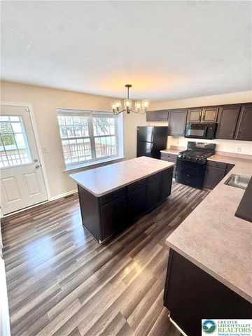 117 North Oak Street, Freemansburg Boro, PA 18017