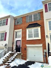 117 North Oak Street, Freemansburg Boro, PA 18017