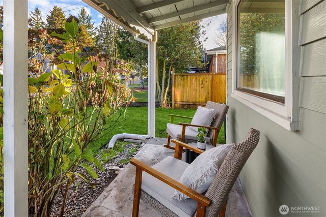 12203 21st Avenue S, Seattle, WA 98168