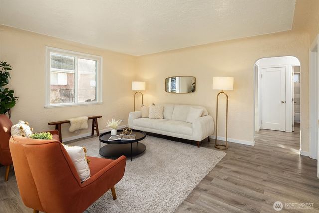 12203 21st Avenue S, Seattle, WA 98168