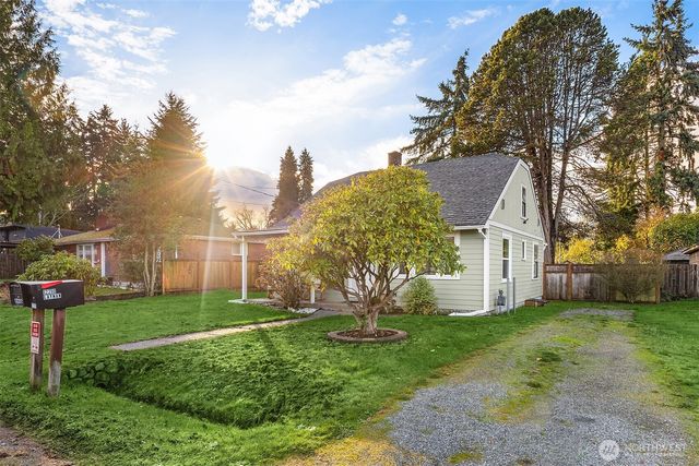 12203 21st Avenue S, Seattle, WA 98168