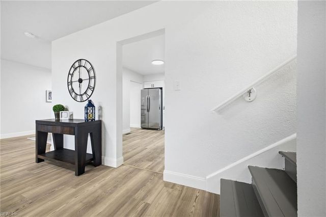 832 Weymouth TER, Hampton, VA 23666