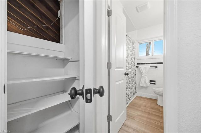 832 Weymouth TER, Hampton, VA 23666