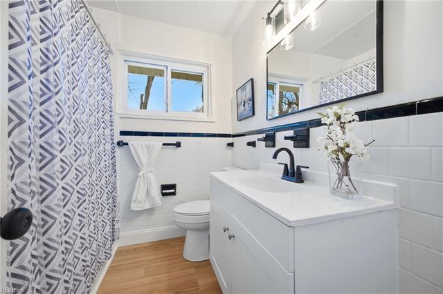 832 Weymouth TER, Hampton, VA 23666