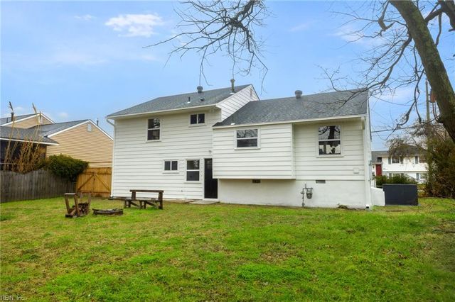 832 Weymouth TER, Hampton, VA 23666