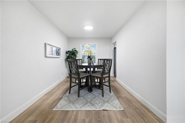 832 Weymouth TER, Hampton, VA 23666