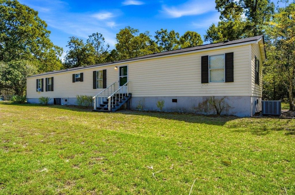 1141 White Oak Ln., Galivants Ferry, SC 29544 — exterior