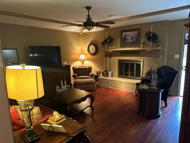 900 Tamara Street, Athens, TX 75751