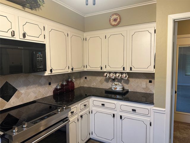 900 Tamara Street, Athens, TX 75751