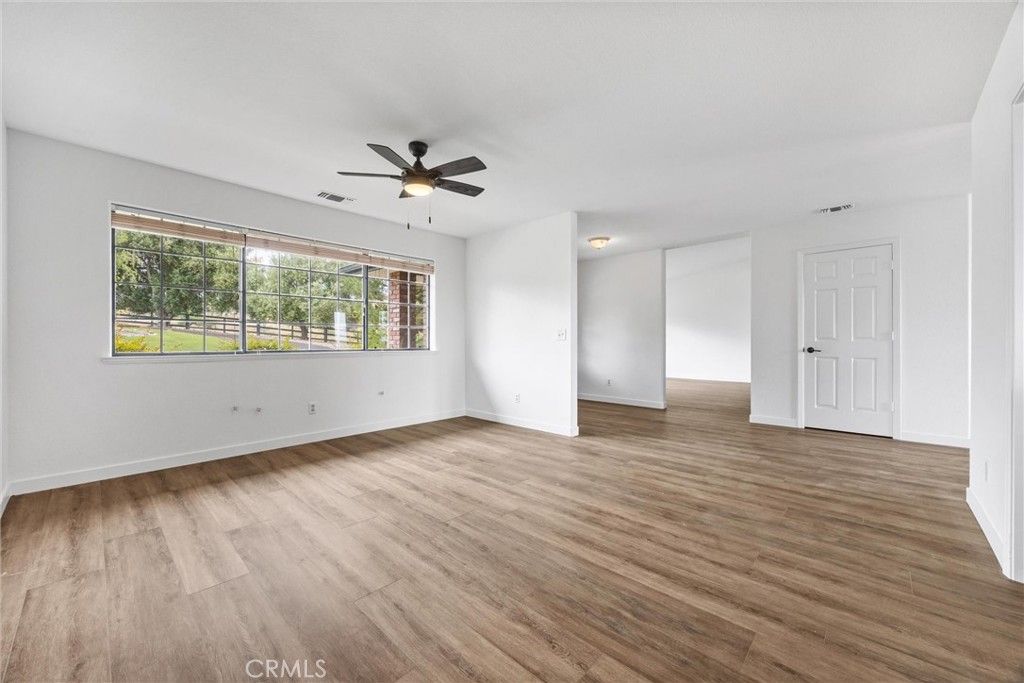 Image 22 of property listing at 4205 High Grove Road, Templeton, CA 93465
