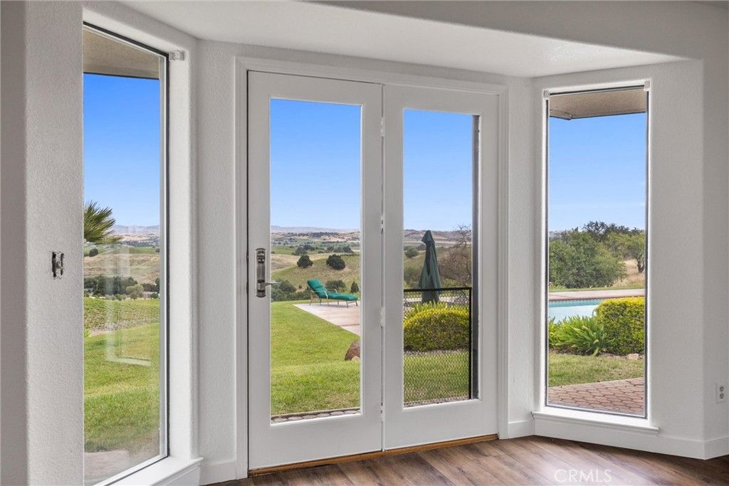 Image 35 of property listing at 4205 High Grove Road, Templeton, CA 93465