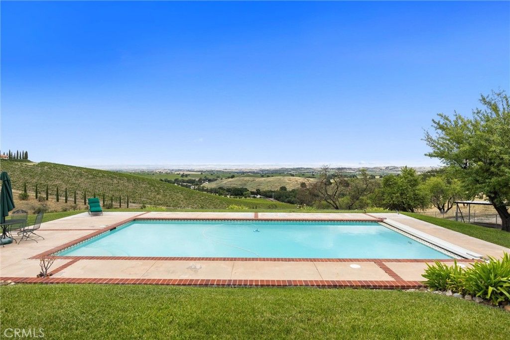 Image 55 of property listing at 4205 High Grove Road, Templeton, CA 93465