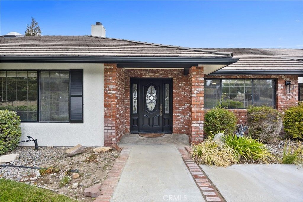 Image 6 of property listing at 4205 High Grove Road, Templeton, CA 93465