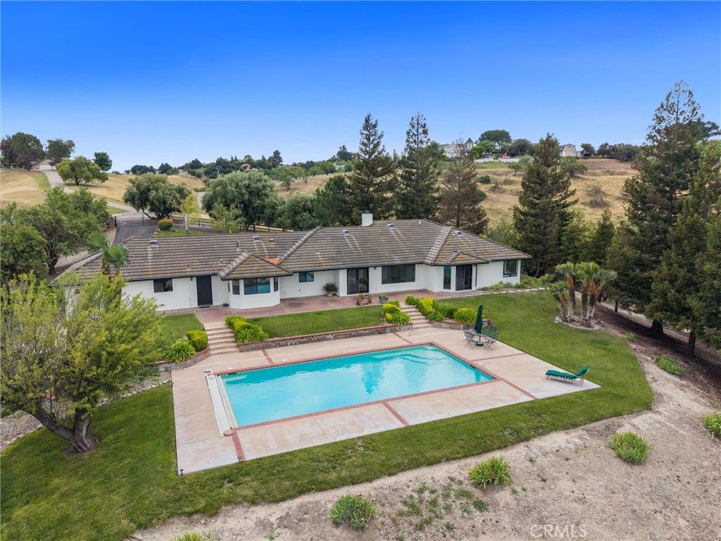 Image 60 of property listing at 4205 High Grove Road, Templeton, CA 93465