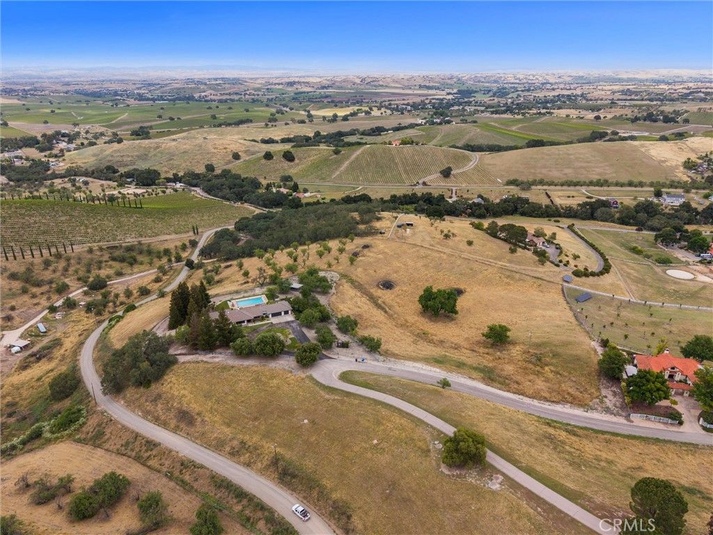 Image 67 of property listing at 4205 High Grove Road, Templeton, CA 93465