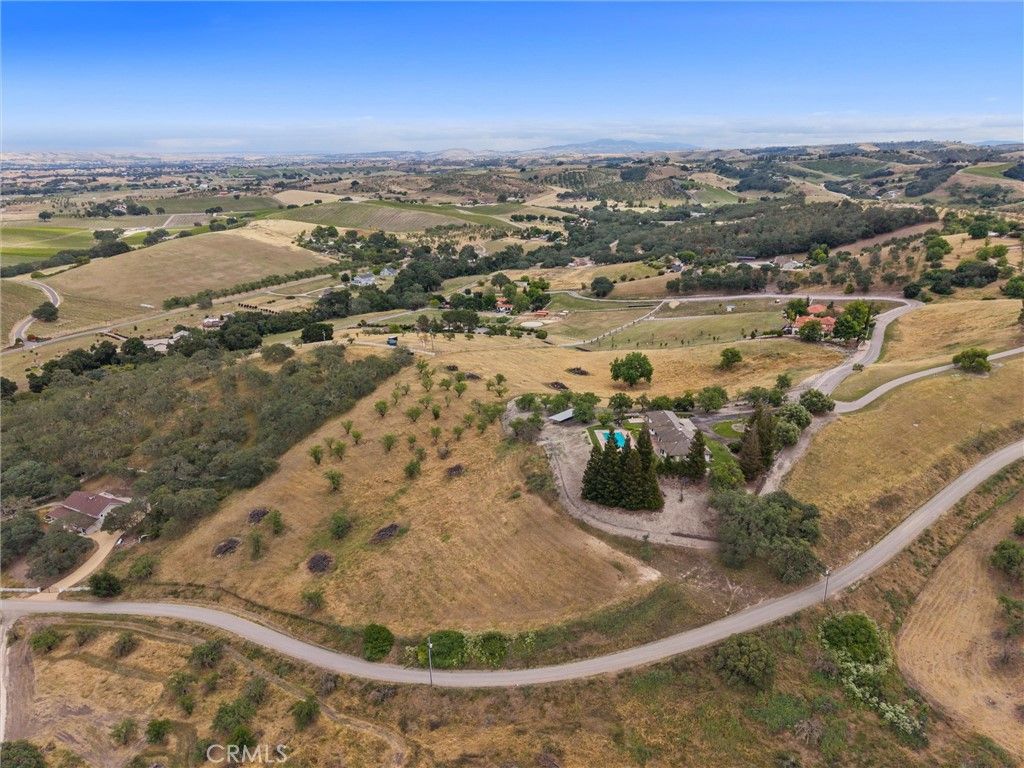Image 70 of property listing at 4205 High Grove Road, Templeton, CA 93465
