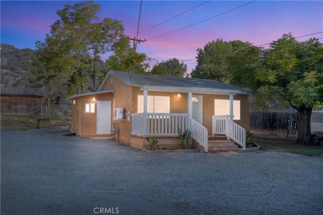 32476 W State Highway 74, Hemet, CA 92545