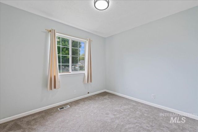 1255 N Tumbler Dr, Kuna, ID 83634