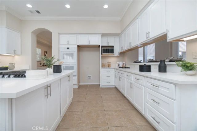 495 Ruth, Corona, CA 92879