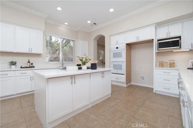 495 Ruth, Corona, CA 92879