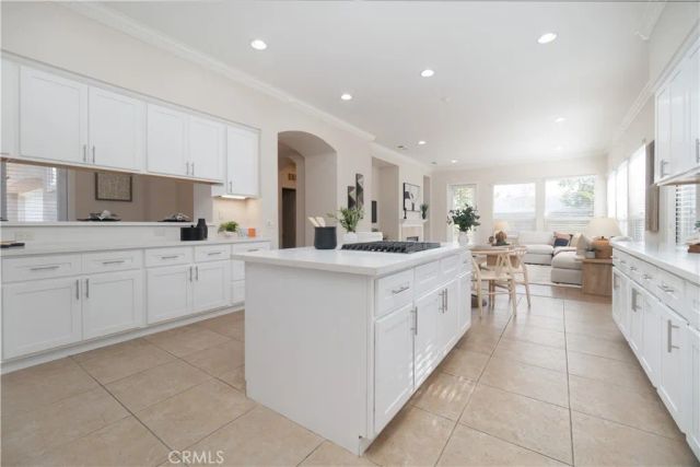 495 Ruth, Corona, CA 92879