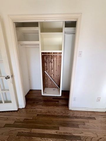 732 4th Street, Sealy, TX 77474