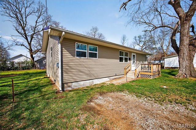 541 Hood Street, Lebanon, MO 65536