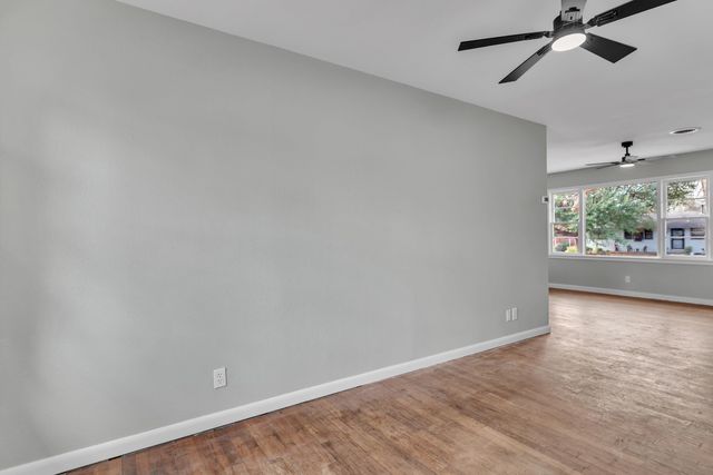 1212 N Edwards St., Gladewater, TX 75647