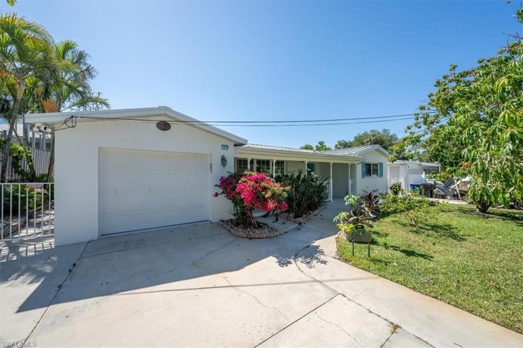 27301-27305 Johnson ST, Bonita Springs, FL 34135