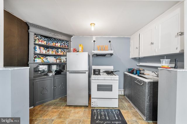 452 E TULPEHOCKEN ST, Philadelphia, PA 19144