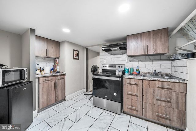 452 E TULPEHOCKEN ST, Philadelphia, PA 19144
