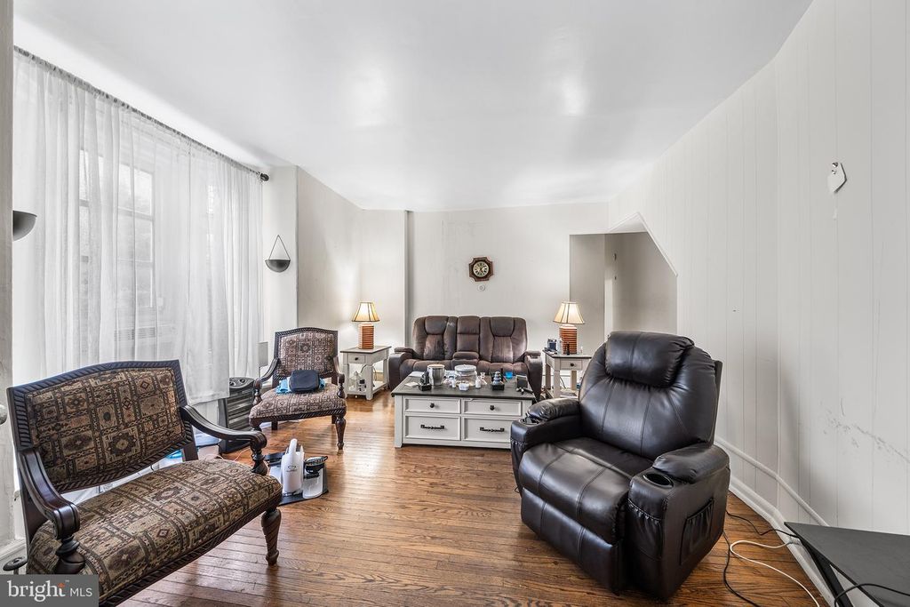 452 E TULPEHOCKEN ST, PHILADELPHIA, PA 19144 — photo 4