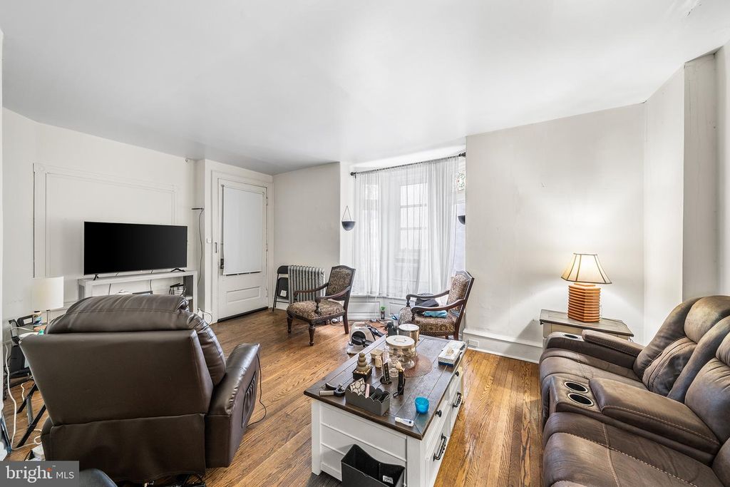 452 E TULPEHOCKEN ST, PHILADELPHIA, PA 19144 — photo 5