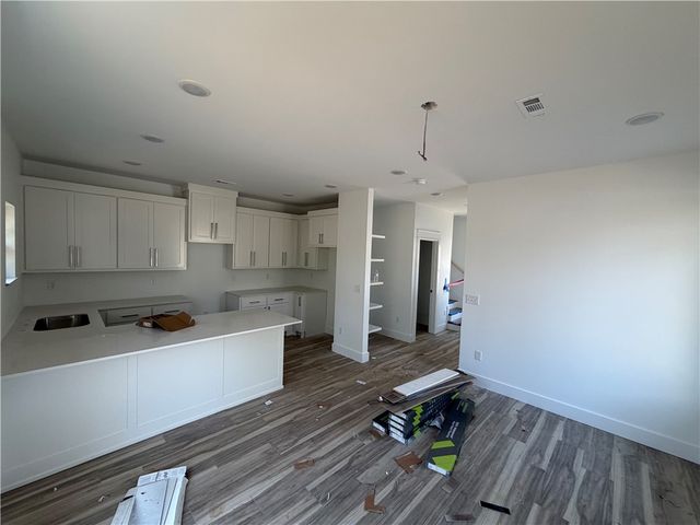 2091 W Ora B, Fayetteville, AR 72701