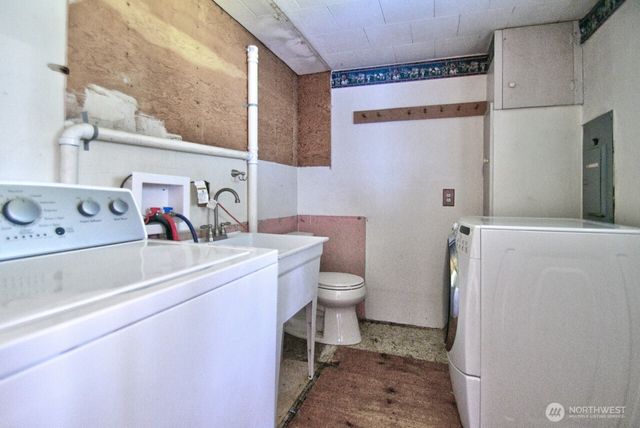 4213 State Route 6, Chehalis, WA 98532