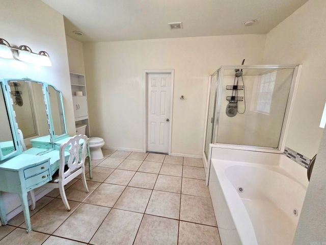 519 S Market St, Benton, AR 72015