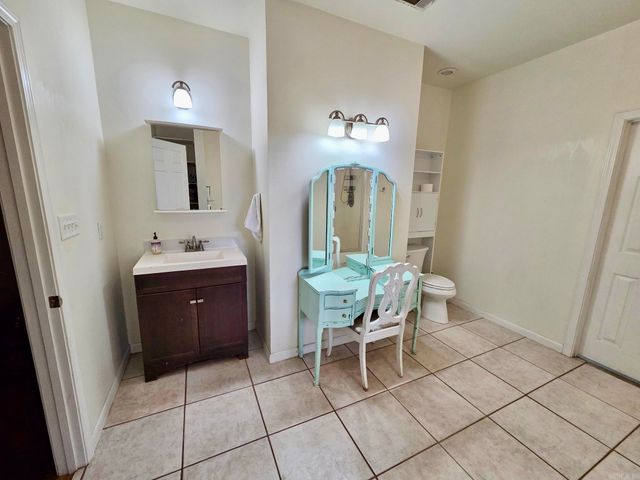 519 S Market St, Benton, AR 72015