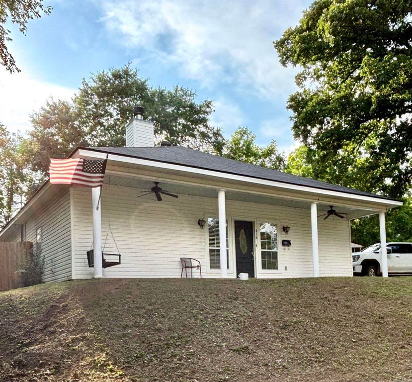 519 S Market St, Benton, AR 72015