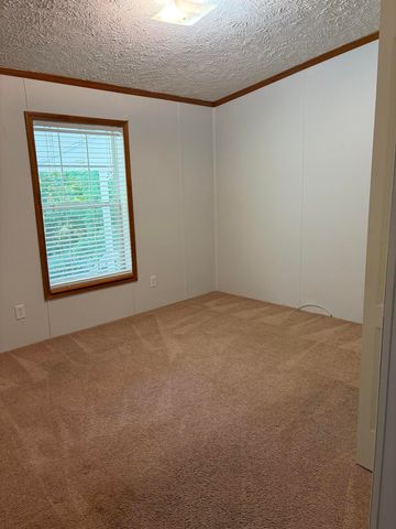 100 River Creek RD, Wirtz, VA 24184