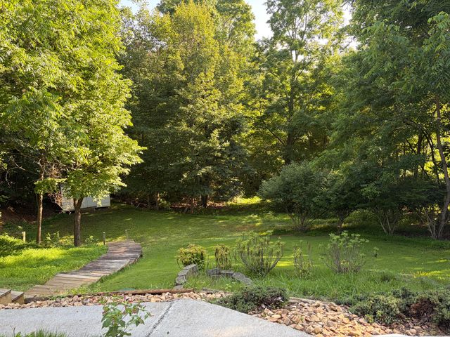 100 River Creek RD, Wirtz, VA 24184