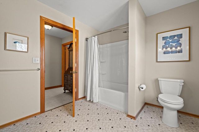 1721 Centennial LANE, Mount Pleasant, WI 53406