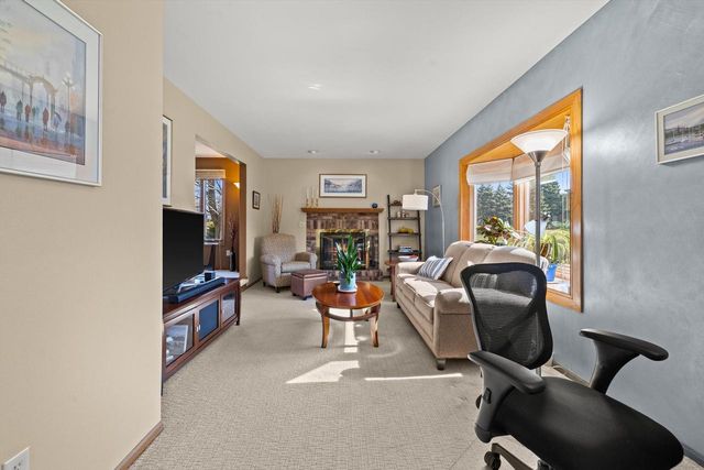 1721 Centennial LANE, Mount Pleasant, WI 53406