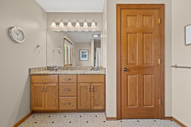 1721 Centennial LANE, Mount Pleasant, WI 53406