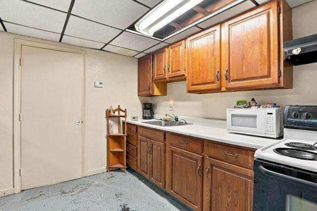 160 Millbury Street, Auburn, MA 01501